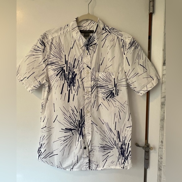 French Connection Men’s White Shirt with Blue Abstract Design - Picture 1 of 5
